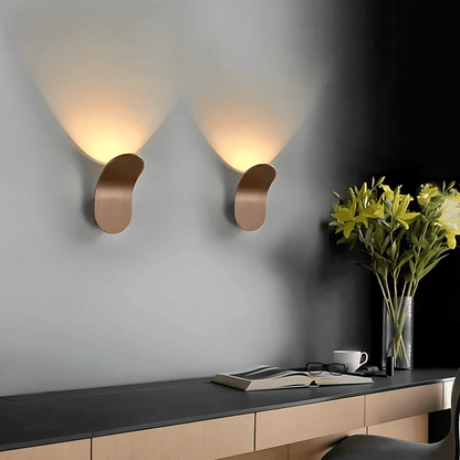 Kinkiet LED Nowoczesny Zagięty Design Ciepłe Światło