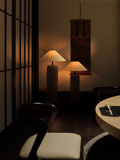 Lampa Podłogowa Japandi Z Organiczną Formą
