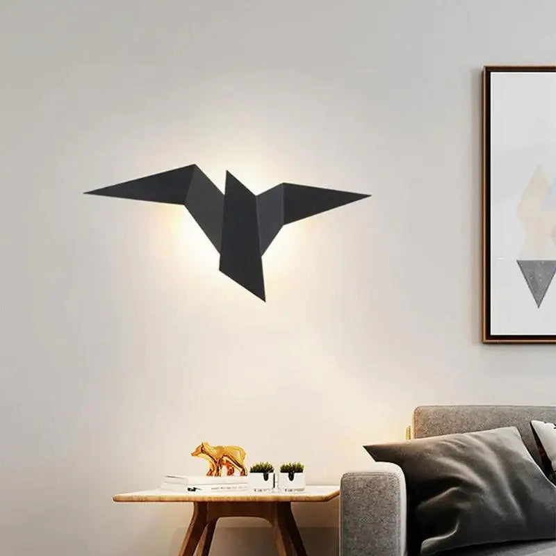 Moderní LED nástěnná lampička ve tvaru ptáka s náladovým osvětlením