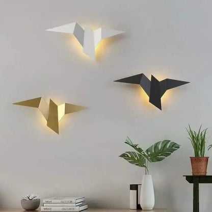Moderní LED nástěnná lampička ve tvaru ptáka s náladovým osvětlením