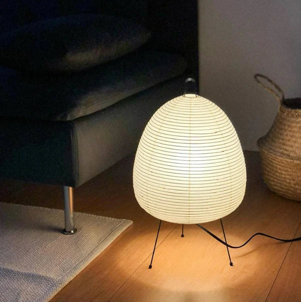 Japonská dekorativní stolní lampa ve stylu Noguchiho s náladovým LED osvětlením