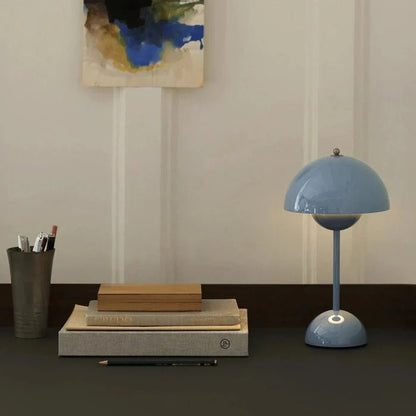 Bezprzewodowa Lampa Stołowa o Minimalistycznym Designie Front