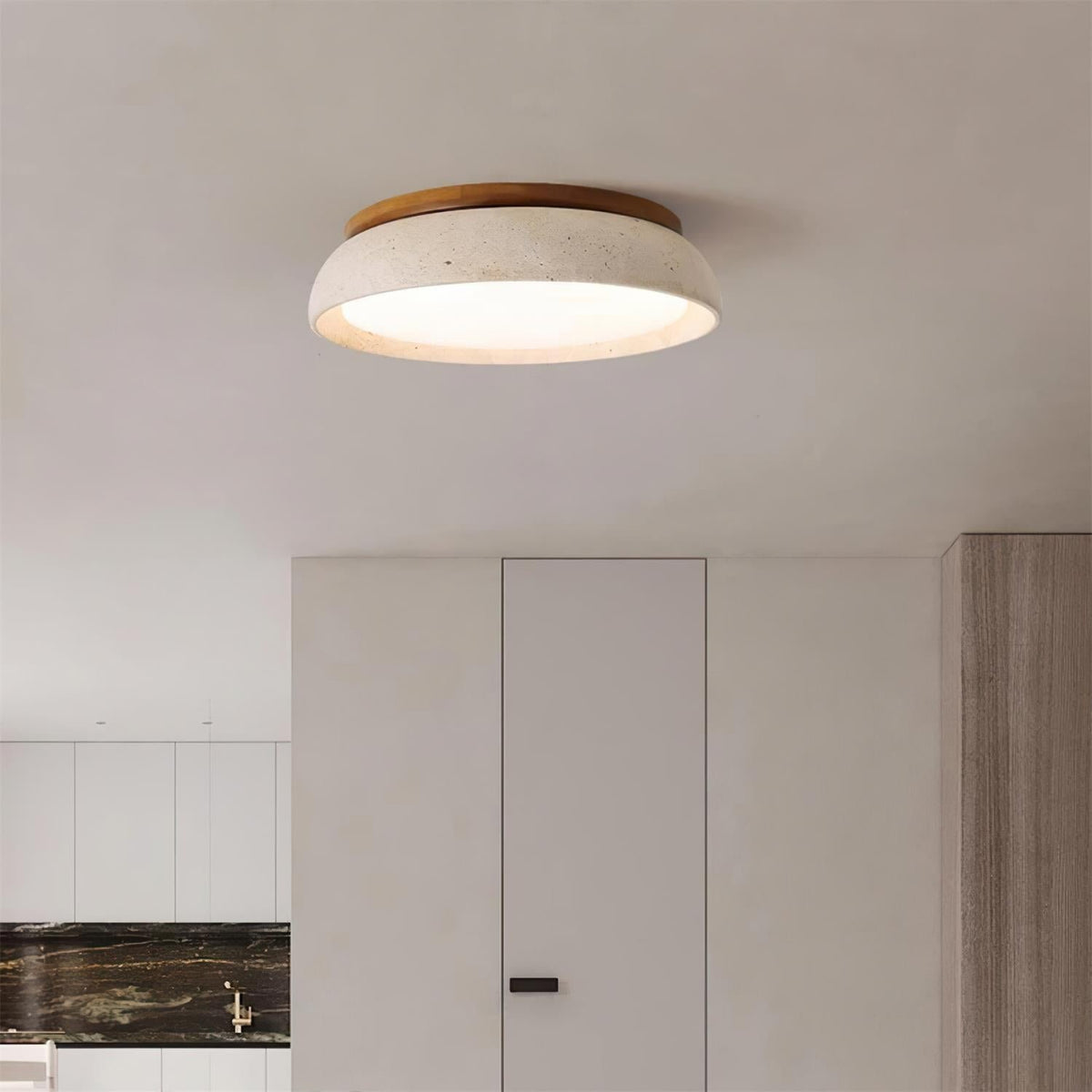 Minimalistyczna Lampa Sufitowa z Trawertyny Okrągła Front