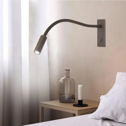 Minimalistyczna Metalowa Regulowana Lampa Ścienna Reflektorek do Czytania Front