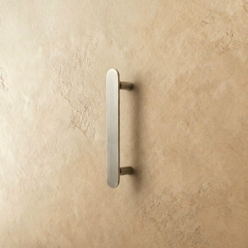 Minimalistyczna Mosiężna Gałka Uchwyt do Szafki Owalna Close Up