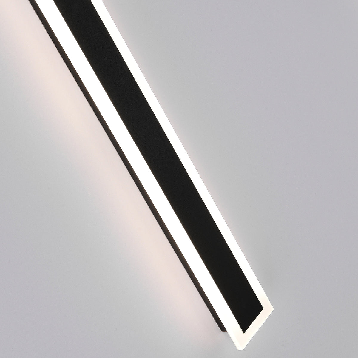 Nowoczesna Liniowa Lampa Ścienna Zewnętrzna LED Akrylowa Close Up
