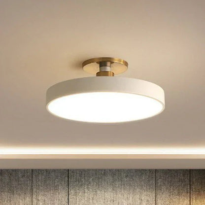 Okrągła lampa sufitowa LED w stylu skandynawskim Lifestyle