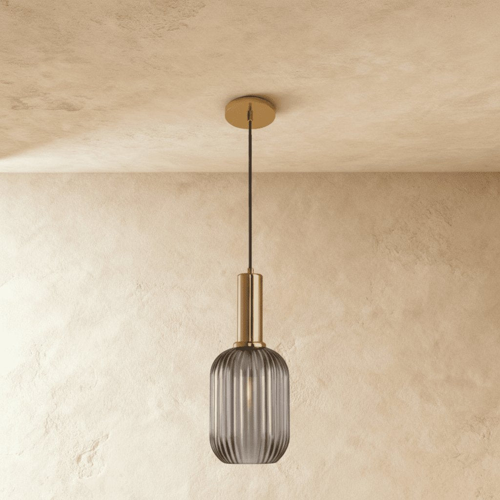 Retro Mosiężna Lampa Wisząca z Ryflowanym Kloszem View 12