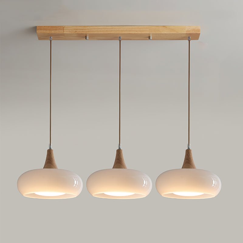 Skandynawska Drewniana Lampa Wisząca z Bursztynowym Kloszem Lifestyle