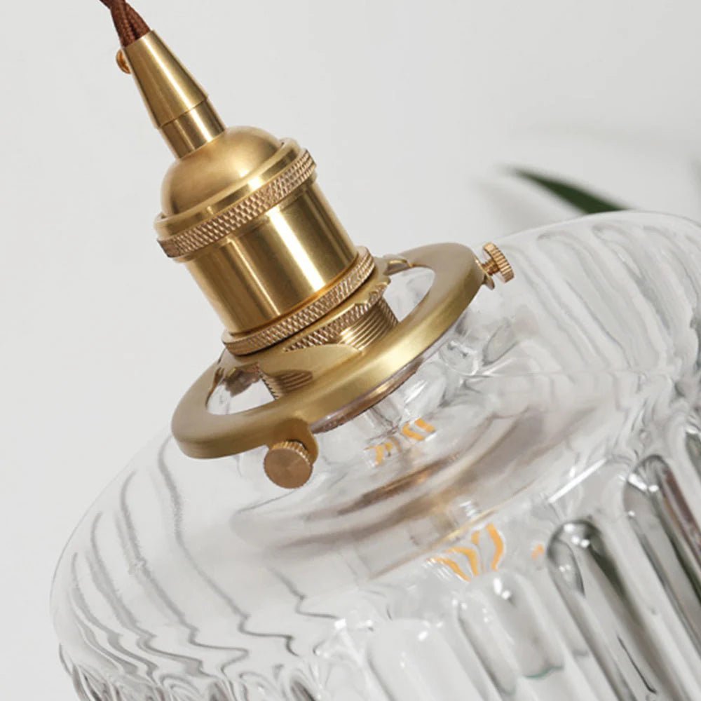 Szklana Lampa Wisząca Vintage Ryflowany Klosz Złote Wykończenie View 23