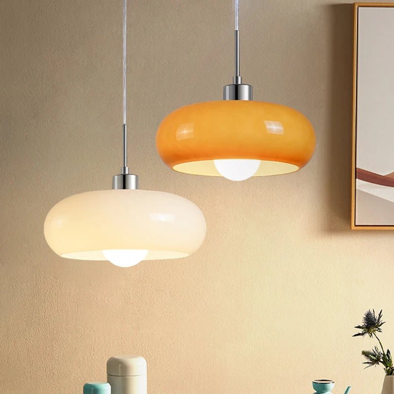 Szklana Lampa Wisząca z Opalizującym Kloszem w Stylu Retro Bauhaus Hero
