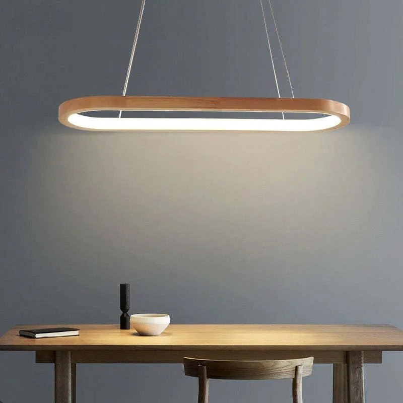 Współczesna Owalna Drewniana Lampa Wisząca Close Up