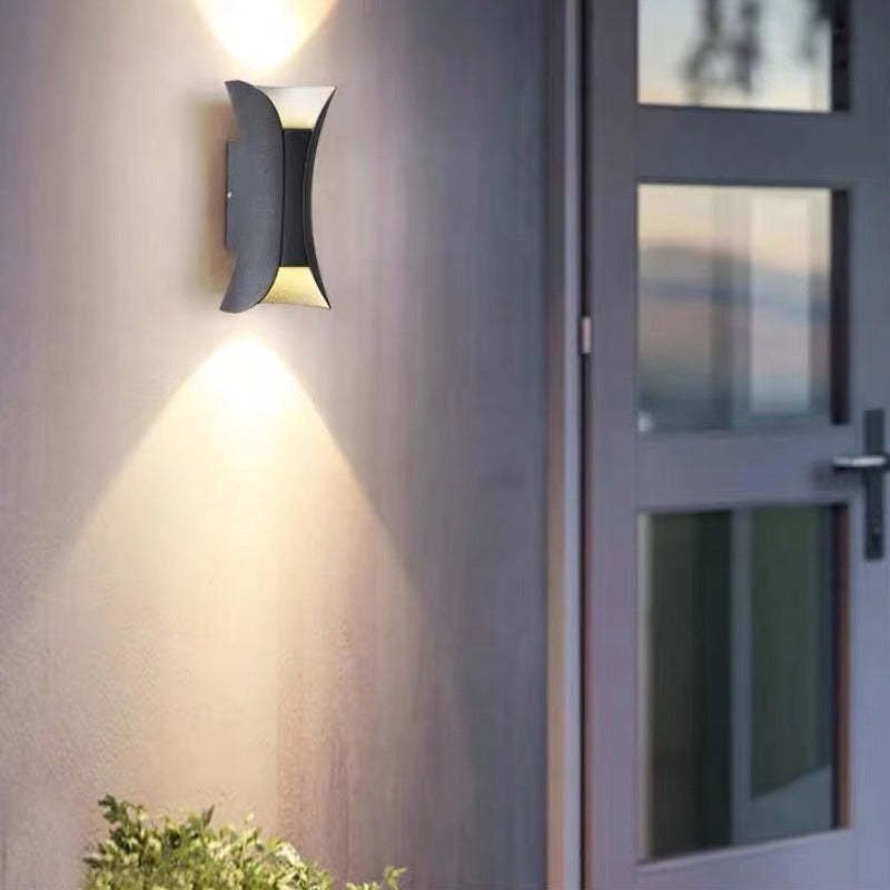 Zewnętrzna Wygięta Lampa Ścienna LED Klepsydra View 11